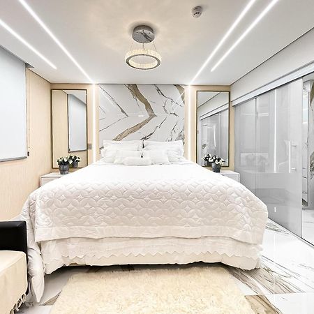 M N Flats - Flat Dentro Do Hotel Wi Av Ibirapuera 2927 Сао Паоло Екстериор снимка